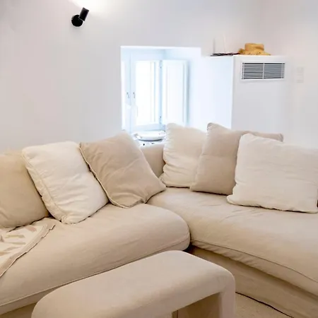 Casa *